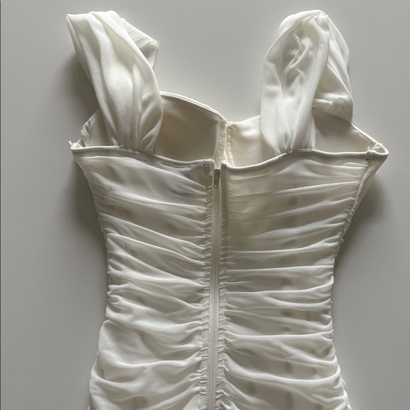 Windsor white bodycon mini dress size small EUC - Picture 9 of 12